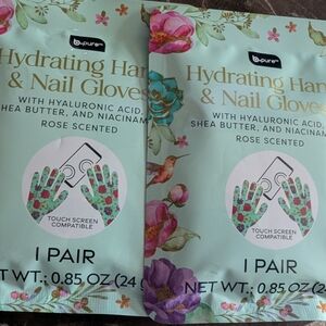 New!Hydrating Hand & Nail Gloves Set - Rose Scented